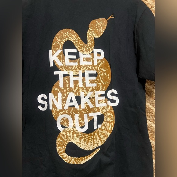 God is Dope Men's Black Tshirt, Snakeskin Background,Snake Graphic,Size M - Picture 4 of 8